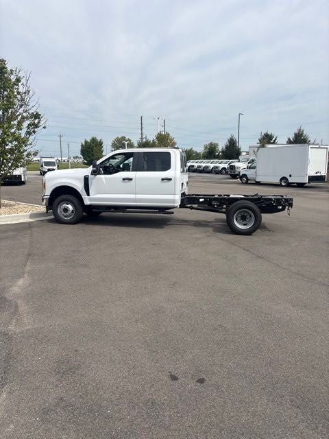 2027 Ford F-350 XL DRW