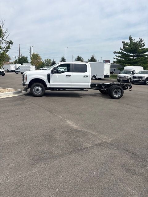 2027 Ford F-350 XL DRW