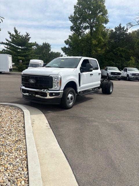 2027 Ford F-350 XL DRW