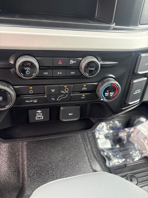2027 Ford F-350 XL DRW