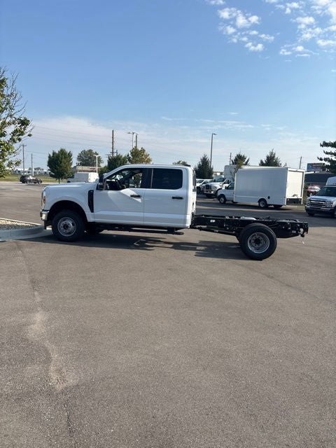 2027 Ford F-350 XL DRW