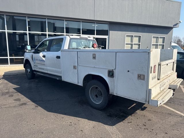 2022 Ford F-350 XL DRW Utility Bed