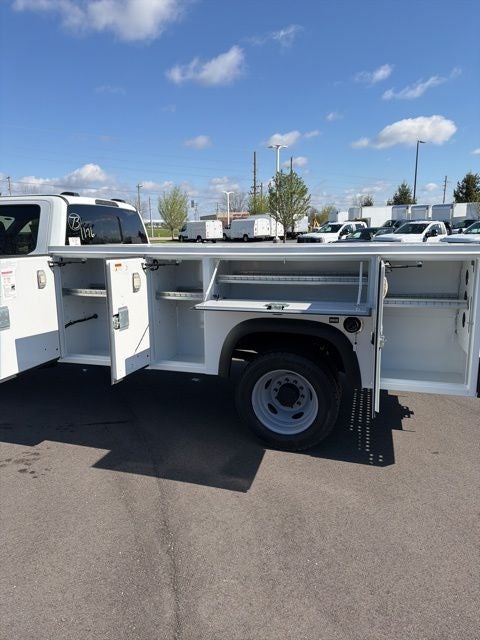 2026 Ford F-450 Lariat DRW