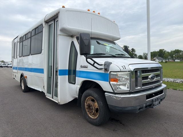 2011 Ford E-450SD Base Cutaway