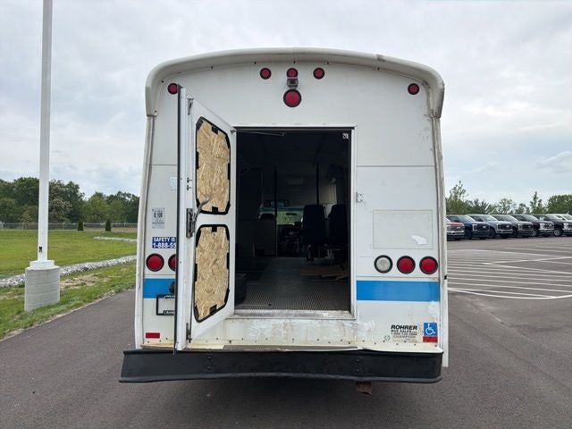 2011 Ford E-450SD Base Cutaway