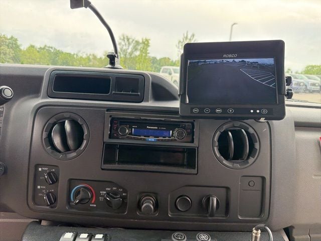 2011 Ford E-450SD Base Cutaway