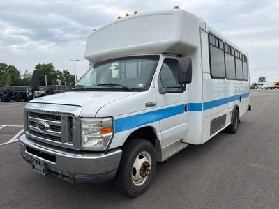 2011 Ford E-450SD Base Cutaway
