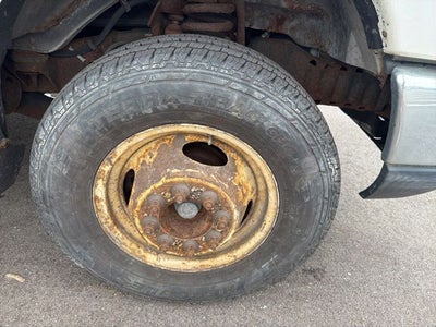 2011 Ford E-450SD Base Cutaway