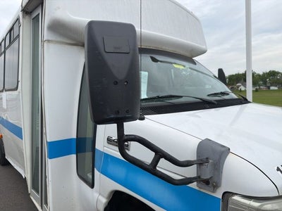 2011 Ford E-450SD Base Cutaway