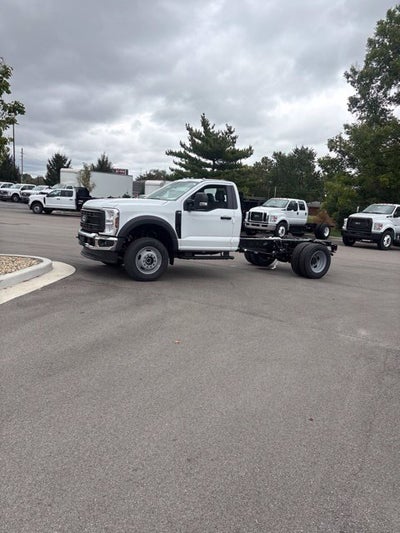 2027 Ford F-600SD F-600® XL