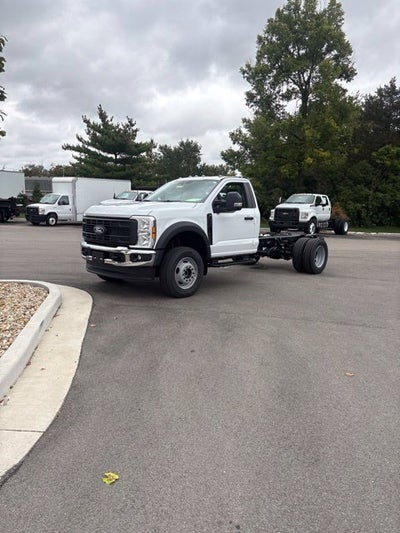 2027 Ford F-600SD F-600® XL