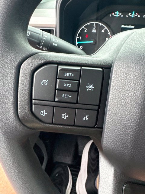 2027 Ford F-600SD F-600® XL