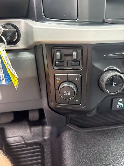 2027 Ford F-600SD F-600® XL