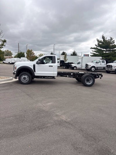 2027 Ford F-600SD F-600® XL
