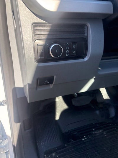 2027 Ford F-600SD XL