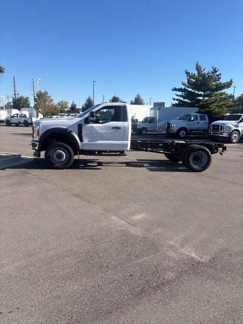 2027 Ford F-600SD XL