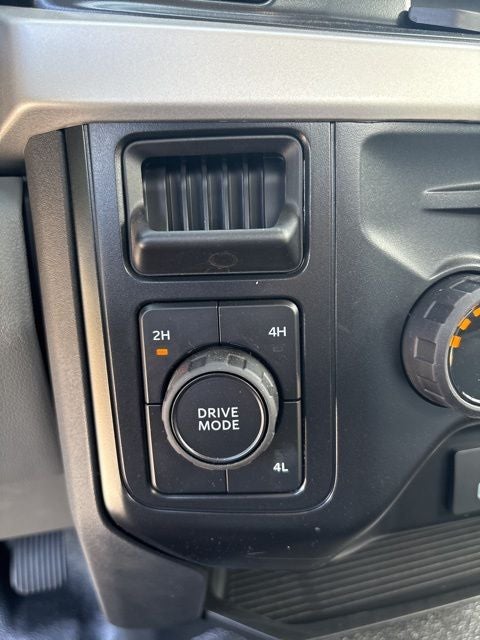 2025 Ford F-600SD XL