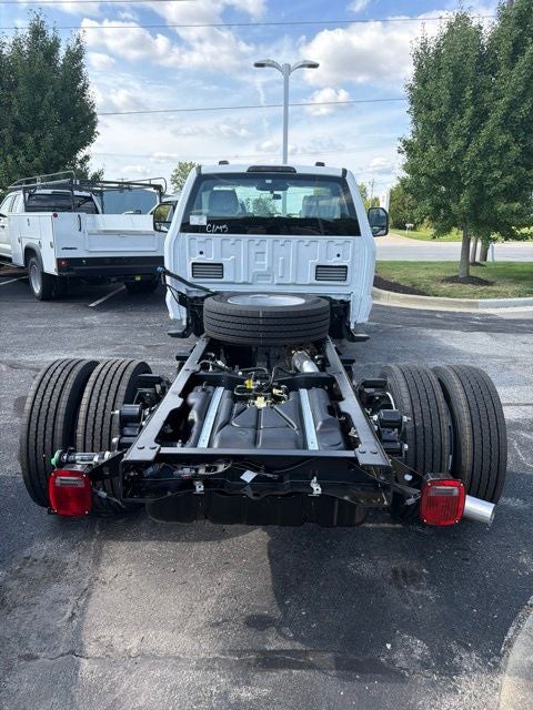 2026 Ford F-600SD XL