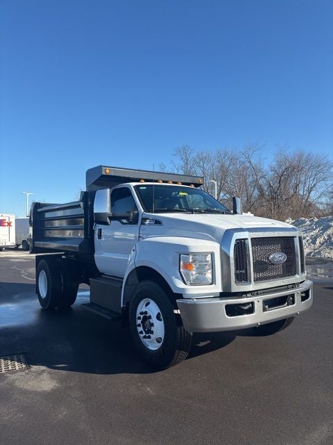 2026 Ford F-650SD Base XL