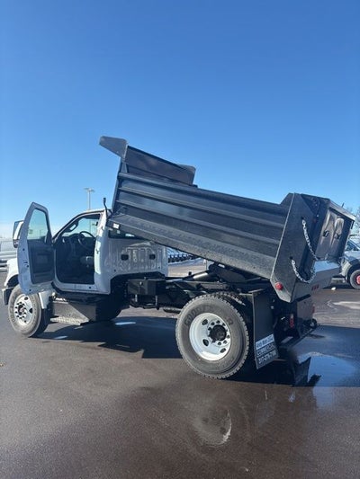 2026 Ford F-650SD Base XL