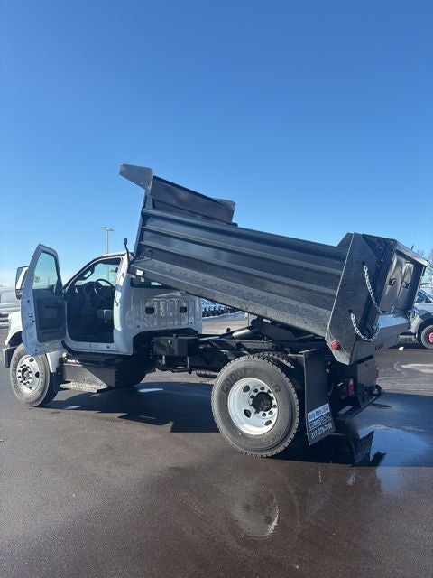 2026 Ford F-650SD Base XL