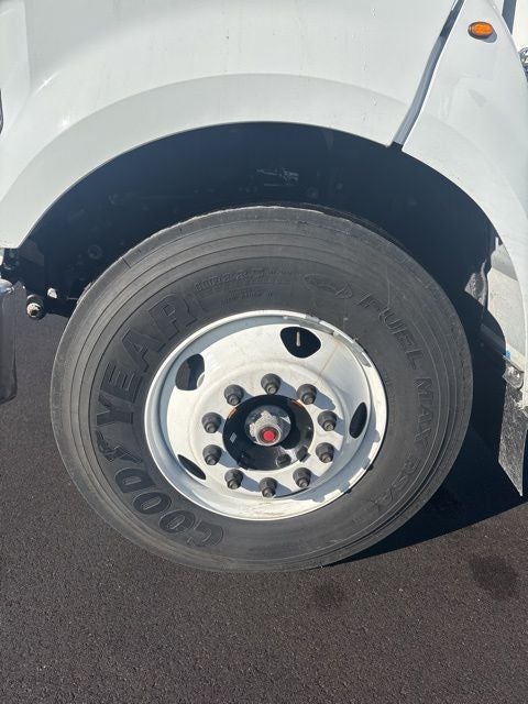 2026 Ford F-650SD Base XL