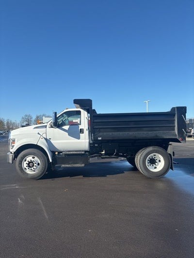 2026 Ford F-650SD Base XL