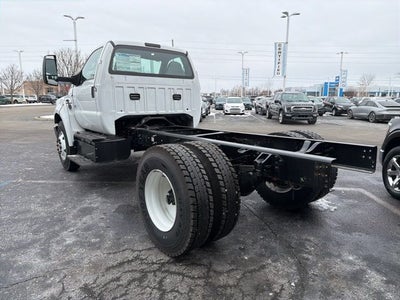 2023 Ford F-650SD Base