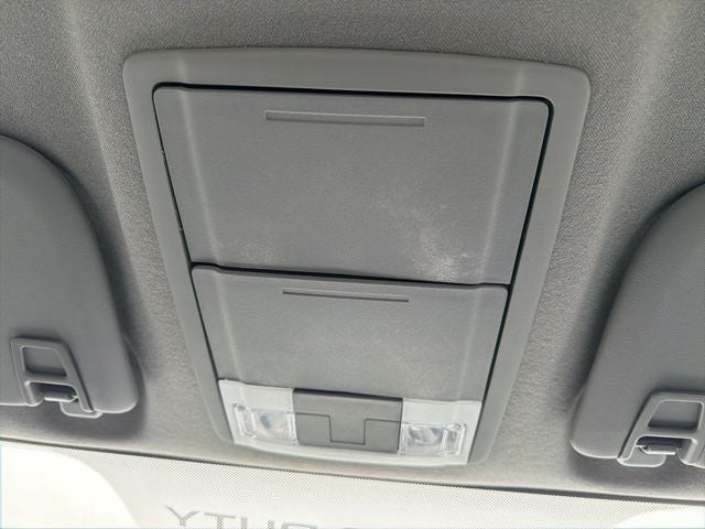 2023 Ford F-650SD Base