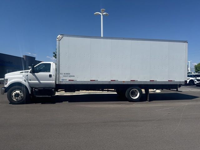 2022 Ford F-750SD Base Box Truck