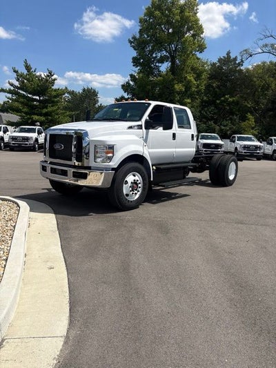 2027 Ford F-650SD Base