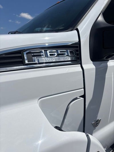2027 Ford F-650SD Base