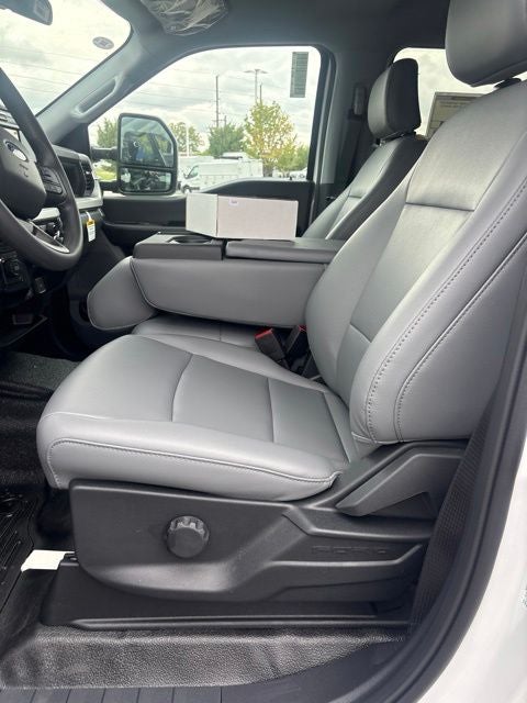 2027 Ford F-550 XL DRW