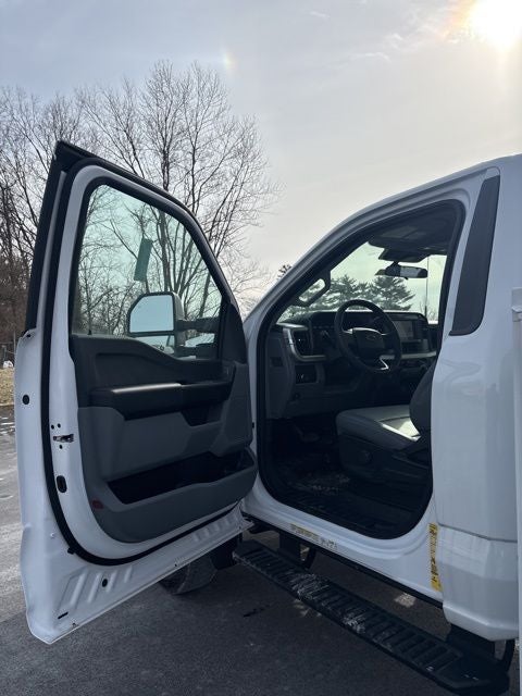 2025 Ford F-450 XL DRW