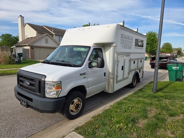 2018 Ford E-350SD Base Cutaway