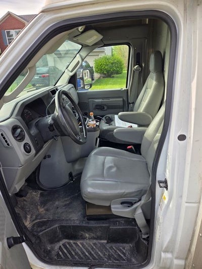 2018 Ford E-350SD Base Cutaway