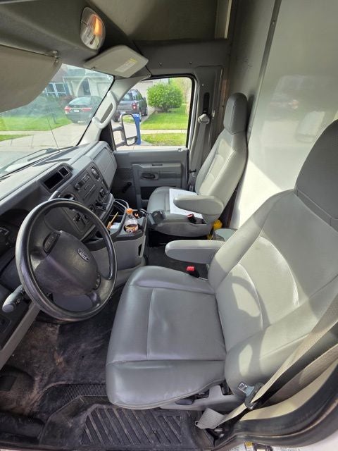 2018 Ford E-350SD Base Cutaway