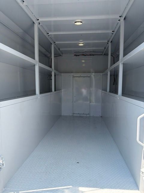 2027 Ford E-350SD Base Cutaway