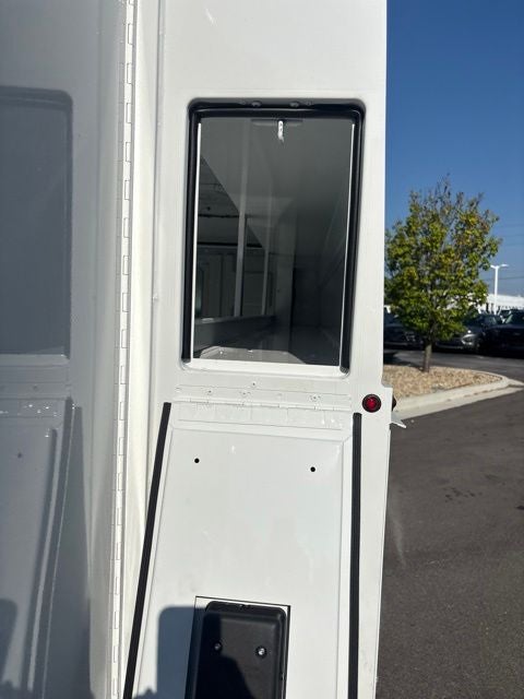 2027 Ford E-350SD Base Cutaway