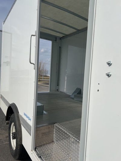 2025 Ford E-350SD Base Cutaway