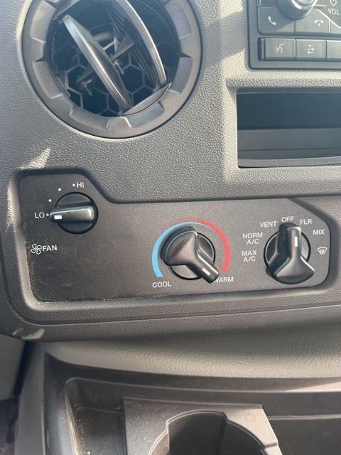 2025 Ford E-350SD Base Cutaway