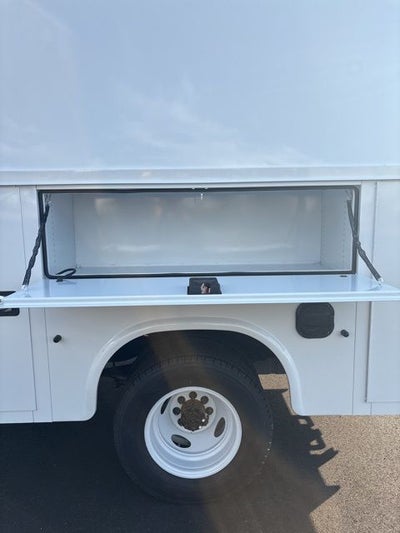 2026 Ford E-350SD Base Cutaway