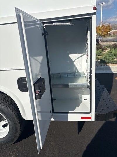 2026 Ford E-350SD Base Cutaway