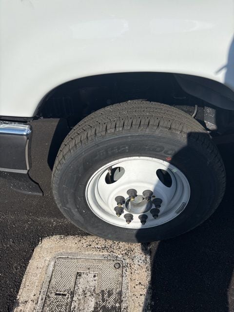 2026 Ford E-350SD Base Cutaway