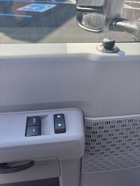 2026 Ford E-350SD Base Cutaway