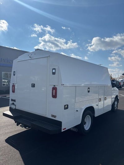 2026 Ford E-350SD Base Cutaway