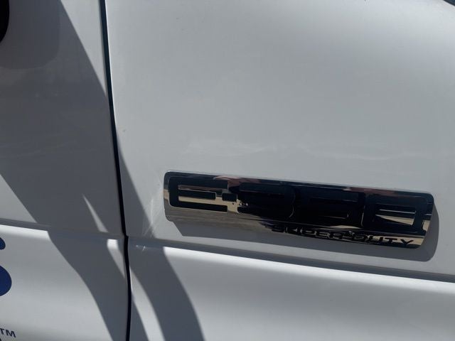 2019 Ford E-350SD Base Cutaway