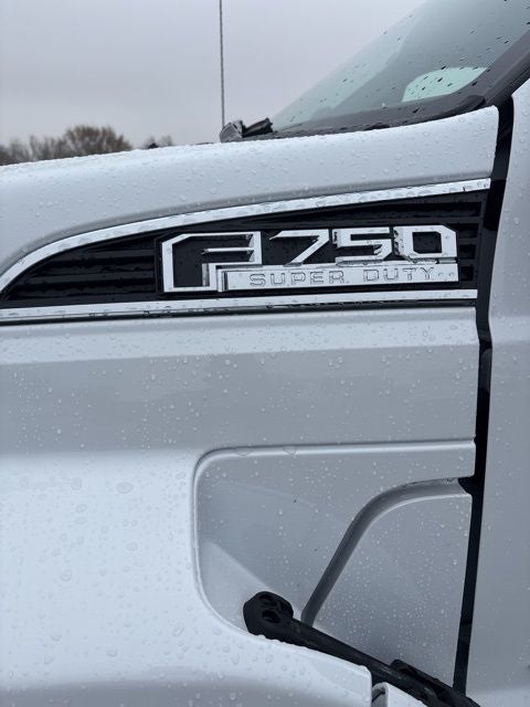 2026 Ford F-750SD Base XL