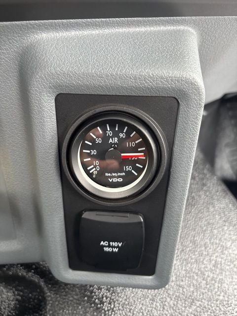 2026 Ford F-750SD Base XL