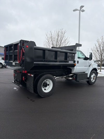2026 Ford F-750SD Base XL